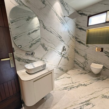 Bathroom in 3 BHK Independent House at Connaught Place – for Rent