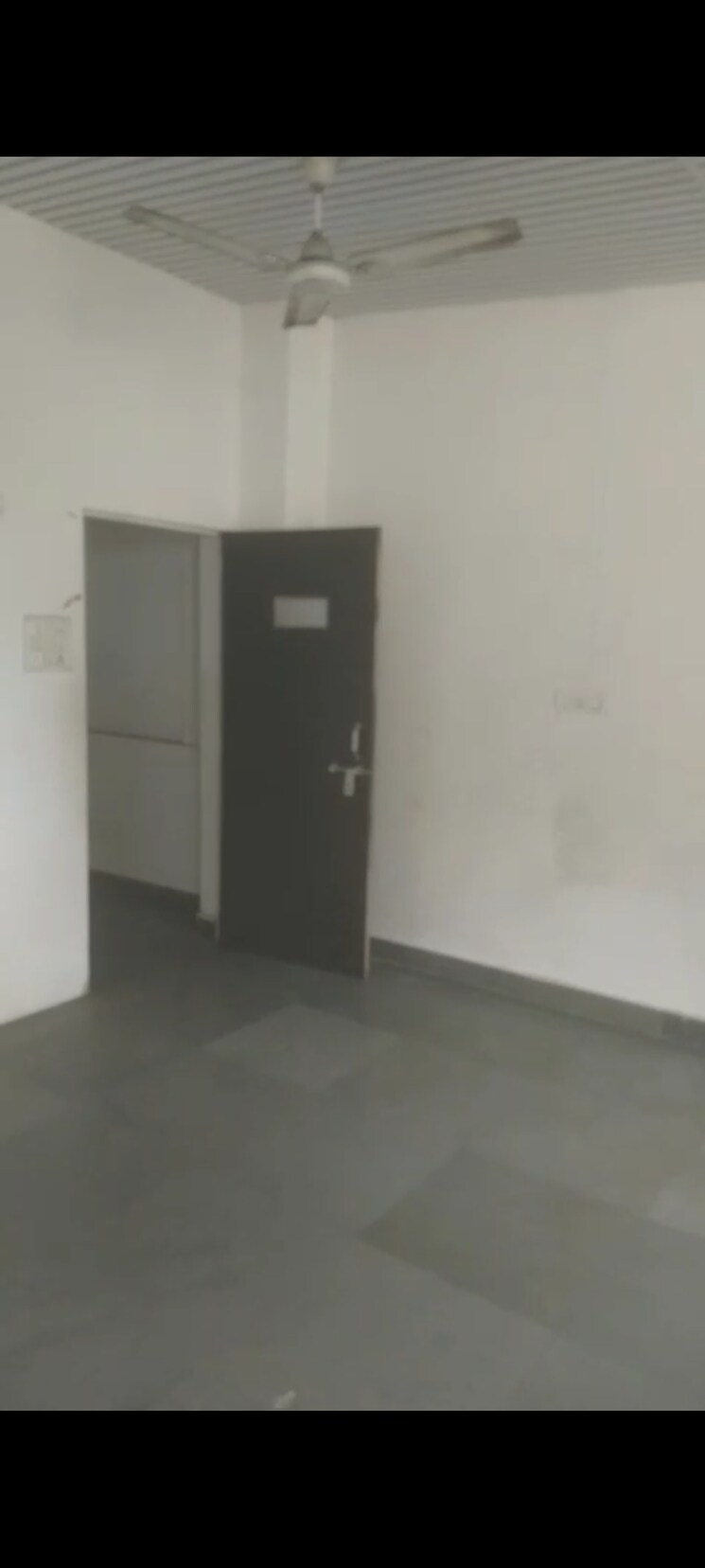 Floor Plan, kurla east Commercial Warehouse 1000 Sq.Yd. In Kurla East Mumbai 9427778