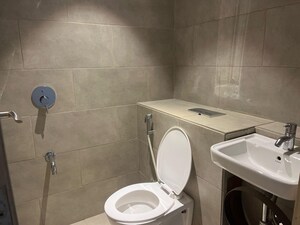 Bathroom in 4 BHK Apartment at Rustomjee Crown, Prabhadevi – for Rent