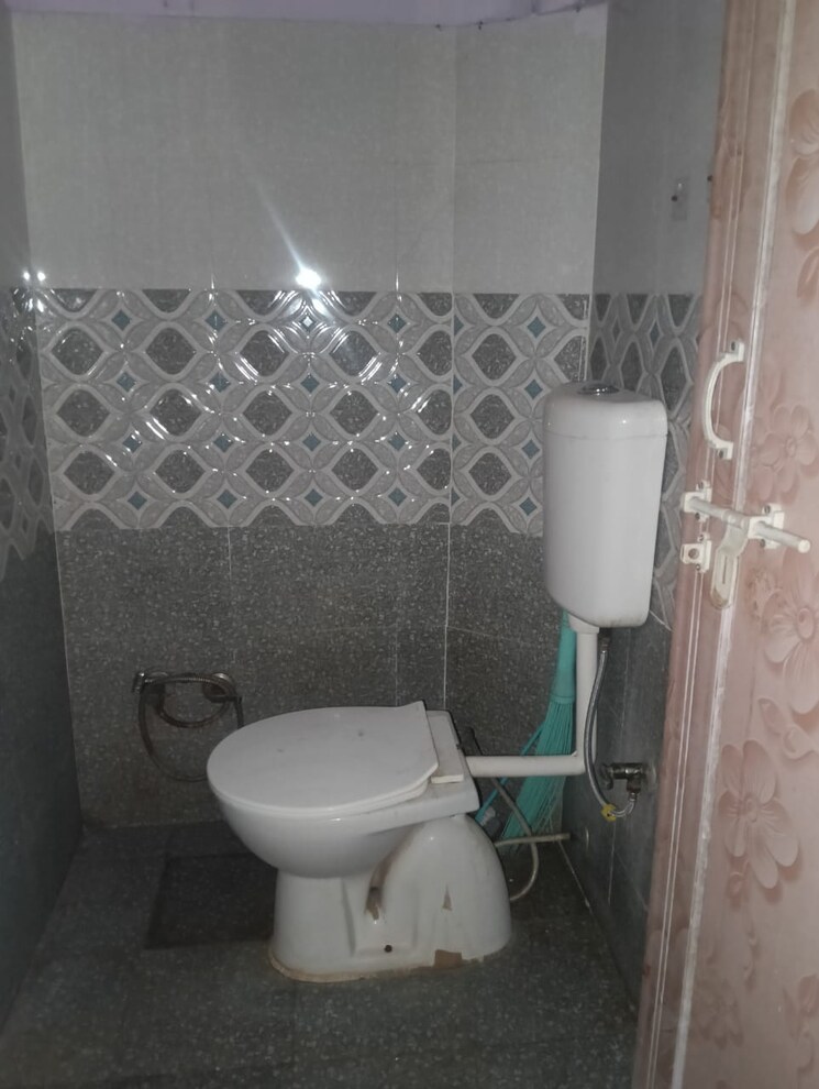 Bathroom, changurabhata 2 Bedroom 900 Sq.Ft. Independent House In Changurabhata Raipur 9427787