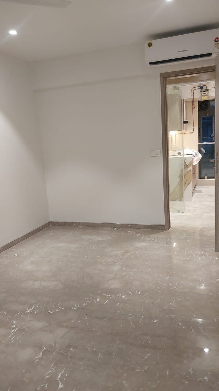 Room, l-nagpal-bhagirathi-sadan 3 Bedroom 1165 Sq.Ft. Apartment In Khar West Mumbai 9427812