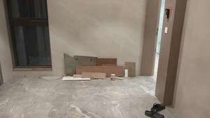 Room in 3 BHK Apartment at L Nagpal Bhagirathi Sadan, Khar West – for Rent