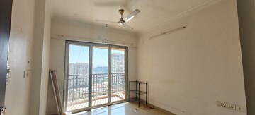 Room in 3 BHK Apartment at Lilium Lantana, Chandivali – for Sale