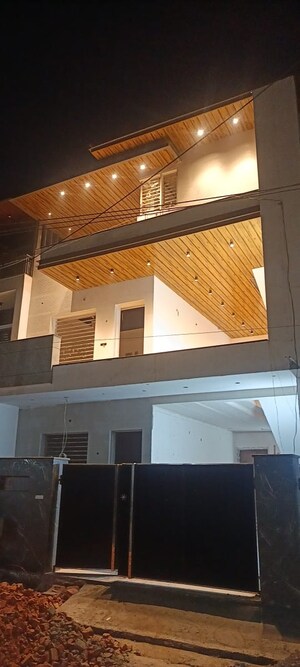 Kitchen in 6 BHK Independent House at Patiala Road – for Sale