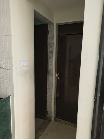 Furnished Amenities in 1 BHK Apartment at Chembur – for Sale