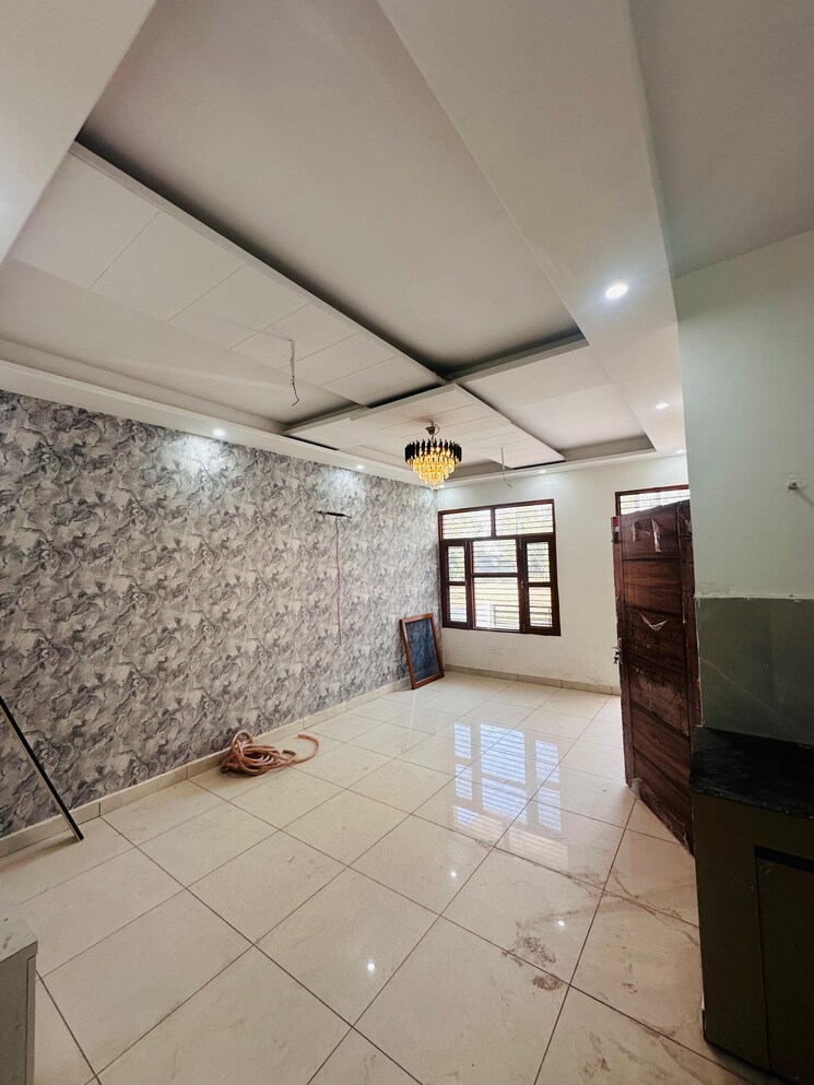 Bedroom, ambala highway 6 Bedroom 200 Sq.Yd. Independent House In Ambala Highway Zirakpur 9427889