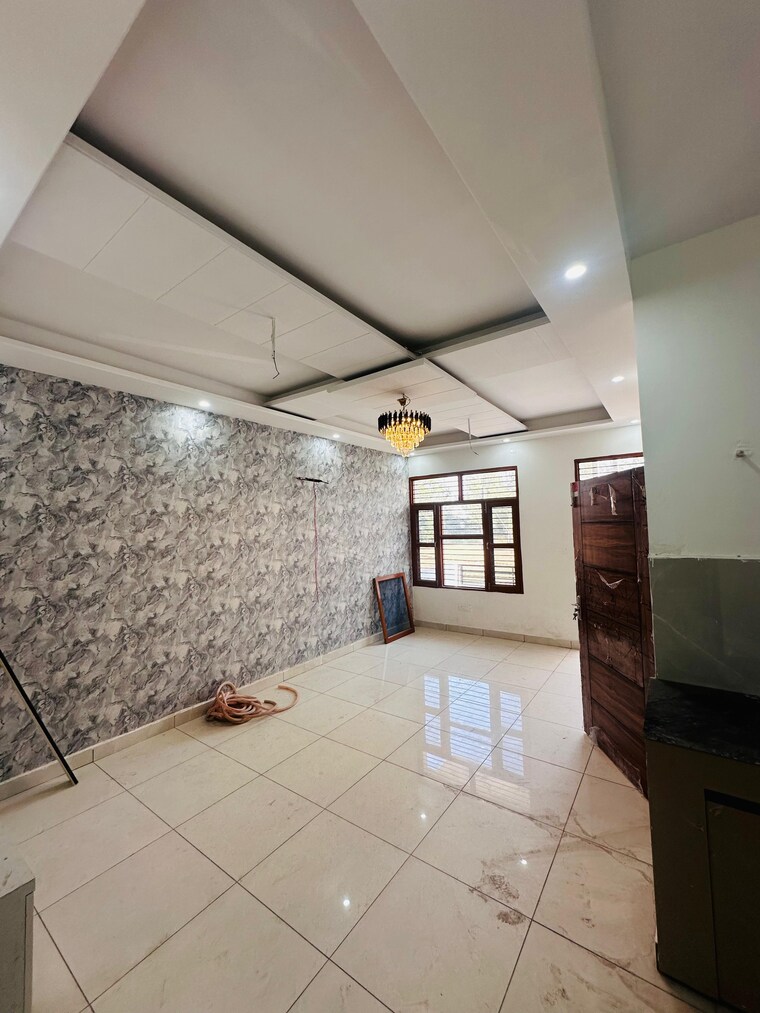 Bedroom, ambala highway 6 Bedroom 200 Sq.Yd. Independent House In Ambala Highway Zirakpur 9427889