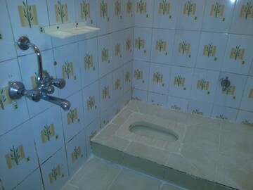 Bathroom in 1 BHK Independent House at Rt Nagar – for Rent