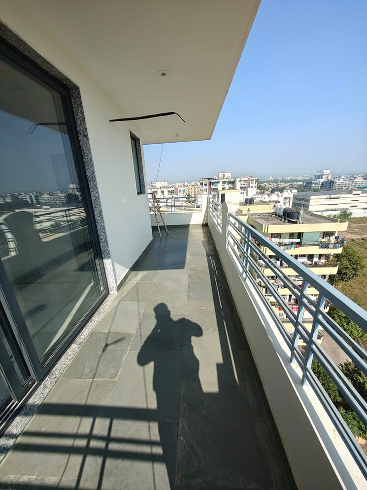 Balcony, panchkula urban estate 3 Bedroom 1800 Sq.Ft. Apartment In Panchkula Urban Estate Panchkula 9427894