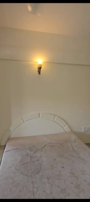 Furnished Amenities in 3 BHK Apartment at RNA Hills, Andheri East – for Rent