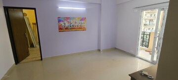 Room in 2 BHK Apartment at Gardenia Golf City, Sector 75 – for Rent