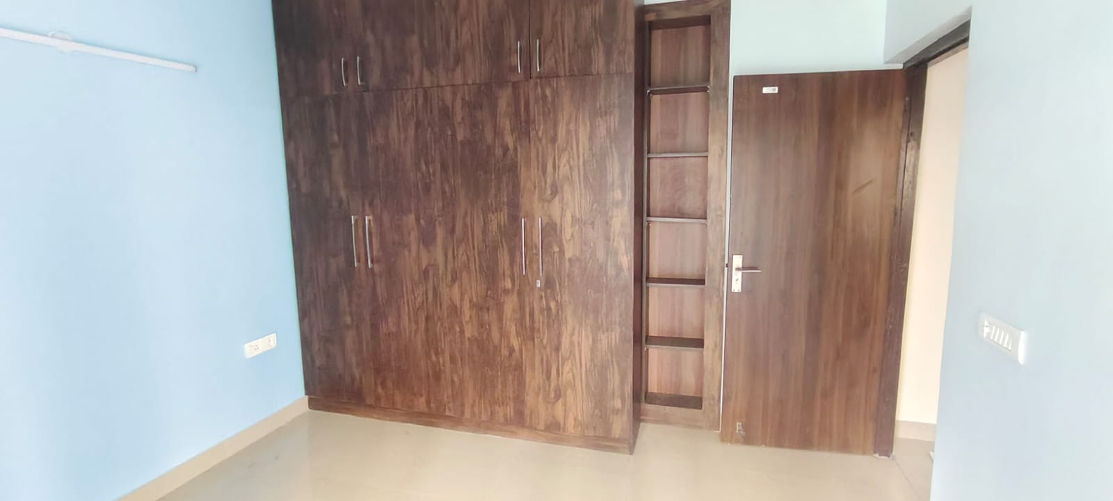 2 BHK Apartment For Rent in Gardenia Golf City