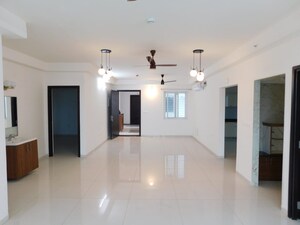 3 BHK Apartment For Rent in Rajapushpa Provincia, Narsingi