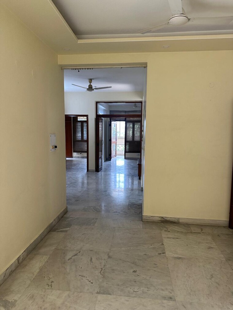 Room, gardenia-golf-city 3 Bedroom 1350 Sq.Ft. Apartment In Sector 75 Noida 9427939