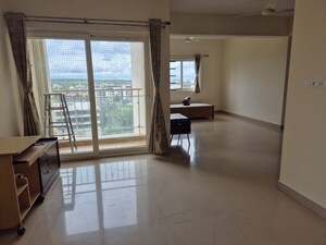 Room in 2 BHK Apartment at Ramky One North, Yelahanka – for Rent