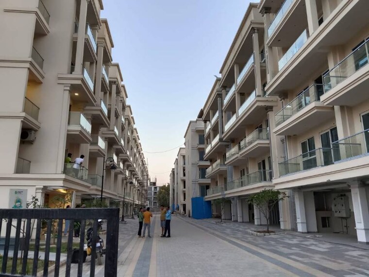 Exterior View, signature-global-city-81 3 Bedroom 1205 Sq.Ft. Apartment In Sector 81 Gurgaon 9427934