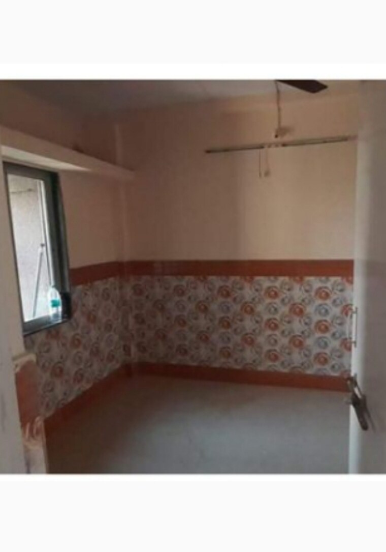 Bathroom, kandivali west 1 Bedroom 450 Sq.Ft. Apartment In Kandivali West Mumbai 9427975