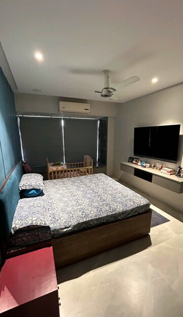 Bedroom in 3 BHK Apartment at Postal Colony – for Rent