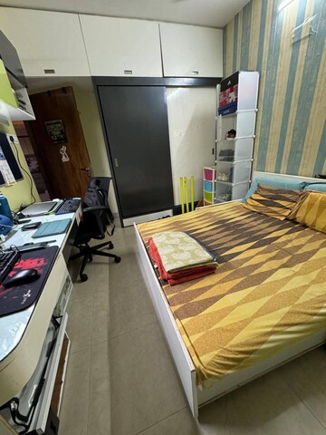 3 BHK Apartment For Rent in Riddhi Garden, Malad East