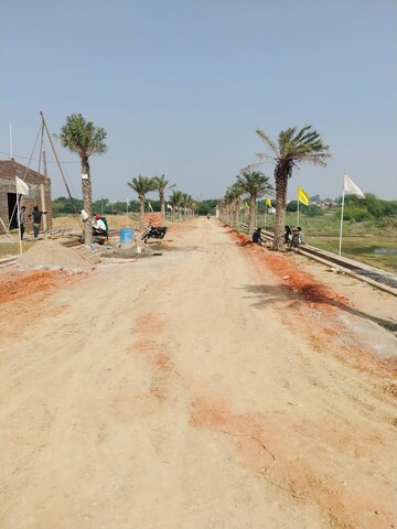  Plot – Exterior View View at Laxmi Nagar - for Sale