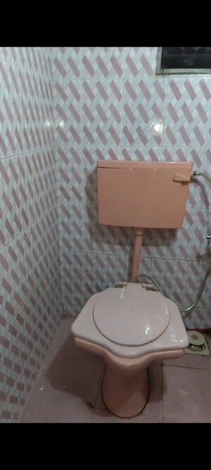 Team Area in 1 BHK Builder Floor at Navghar Gaon – for Rent