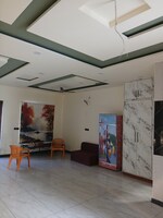 1 Rk  + Pooja Room 100 Sq.Yd. Builder Floor in Sector 14