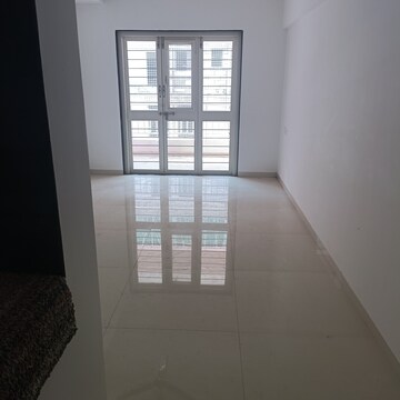 Room in 2 BHK Apartment at Aaiji Pink City, Lohgaon – for Rent