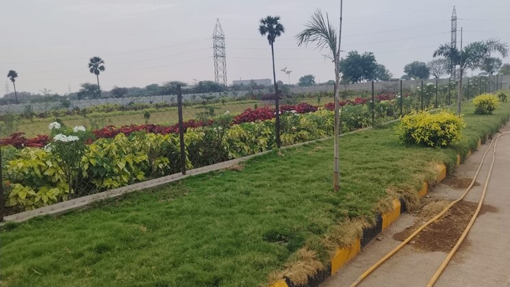 Garden, jb-serene-county  300 Sq.Yd. Plot In Kongara Kalan Hyderabad 9428024