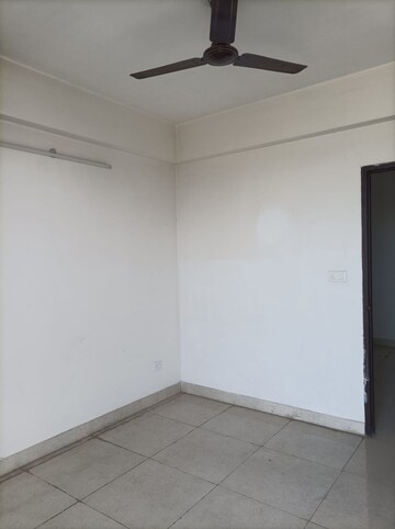 Room in 3 BHK Apartment at ROF Aalayas Phase 2, Sector 102 – for Sale