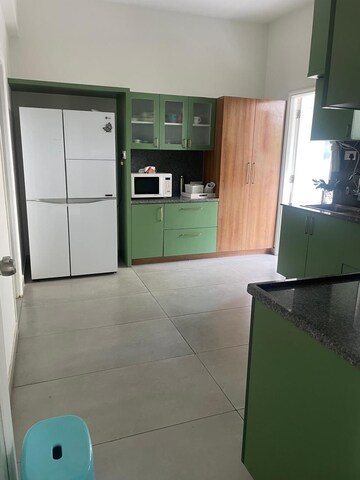 Room in 4 BHK Apartment at K Raheja Corp Quiescent Heights, Madhapur – for Sale