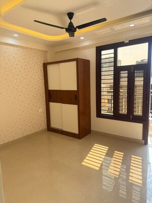 Room in 2 BHK Builder Floor at Raj Nagar – for Sale