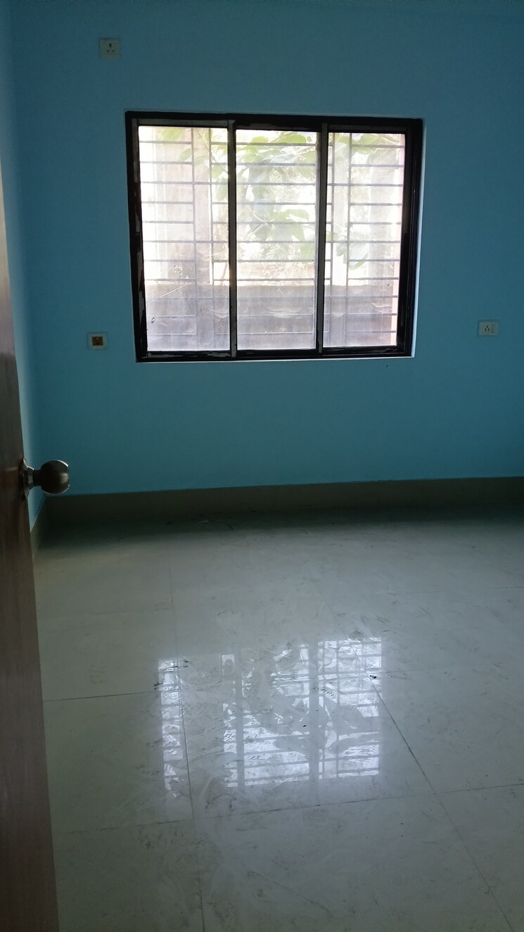 Room, kundan-plaza 3 Bedroom 1350 Sq.Ft. Apartment In Chinar Park Kolkata 9428064