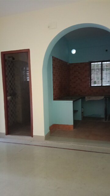 Bedroom in 3 BHK Apartment at Kundan Plaza, Chinar Park – for Rent