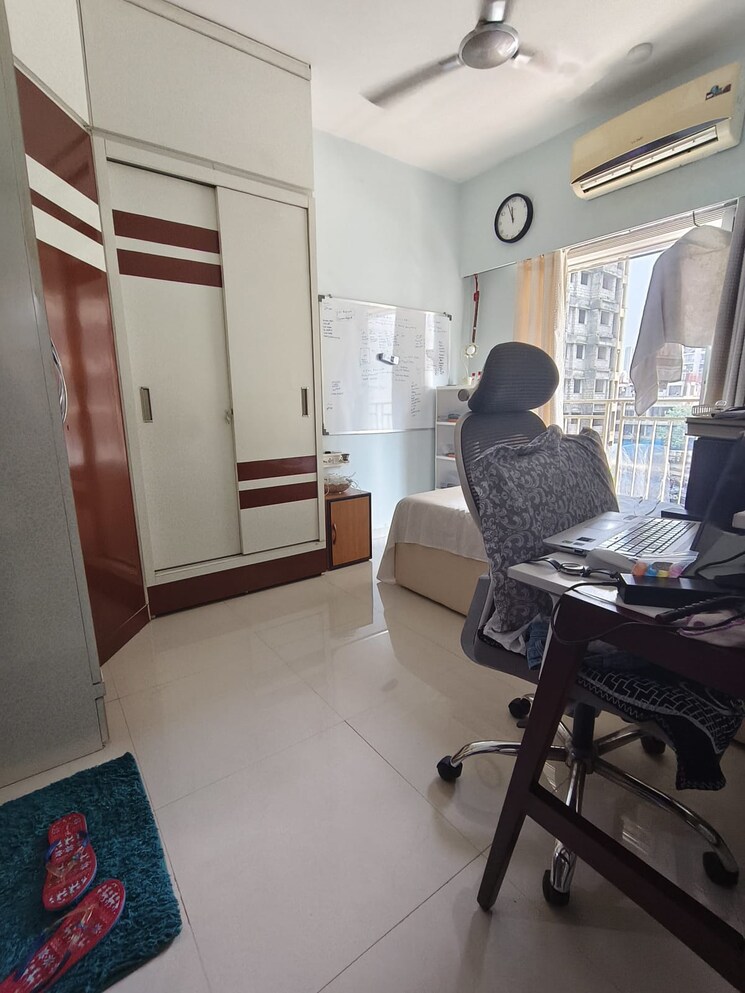 Master Bedroom, dharti-pressidio 1 Bedroom 428 Sq.Ft. Apartment In Kandivali West Mumbai 9428073