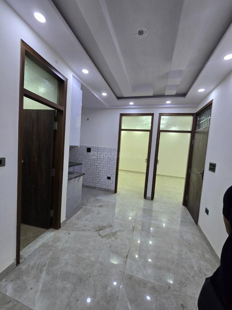 Room, laxmi nagar 2 Bedroom 548 Sq.Ft. Builder Floor In Laxmi Nagar Delhi 9428077