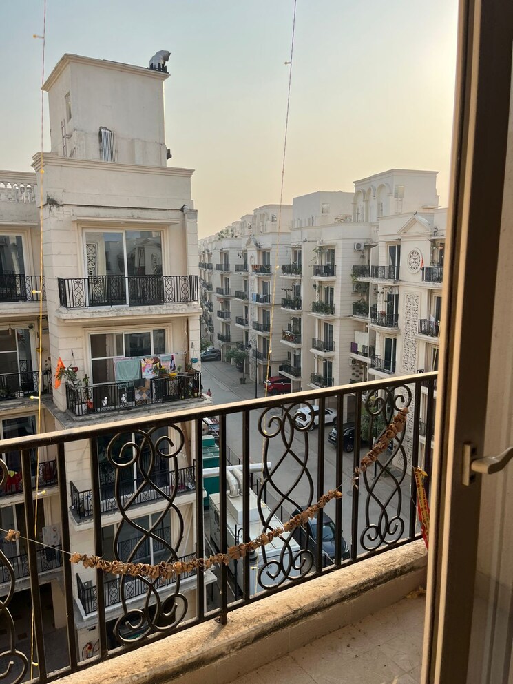 Balcony, signature-global-park 2 Bedroom 822 Sq.Ft. Apartment In Sohna Sector 36 Gurgaon 9428081