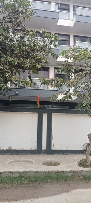 2 BHK Apartment For Rent in Shri Radhe Shyam Vatika, Sector 63