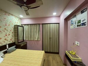 Bedroom in 2 BHK Apartment at Lodha Lakeshore Greens, Dombivli East – for Rent
