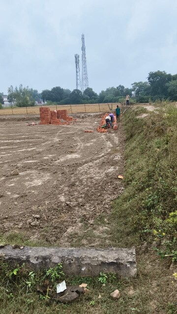  Plot – Exterior View View at Raebareli Road - for Sale