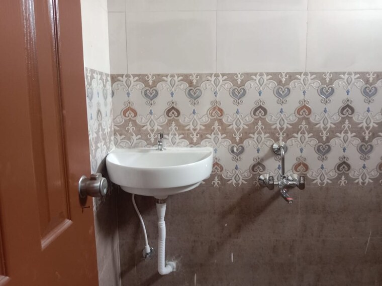 Bathroom, ameenpur 3 Bedroom 1900 Sq.Ft. Apartment In Ameenpur Hyderabad 9428120