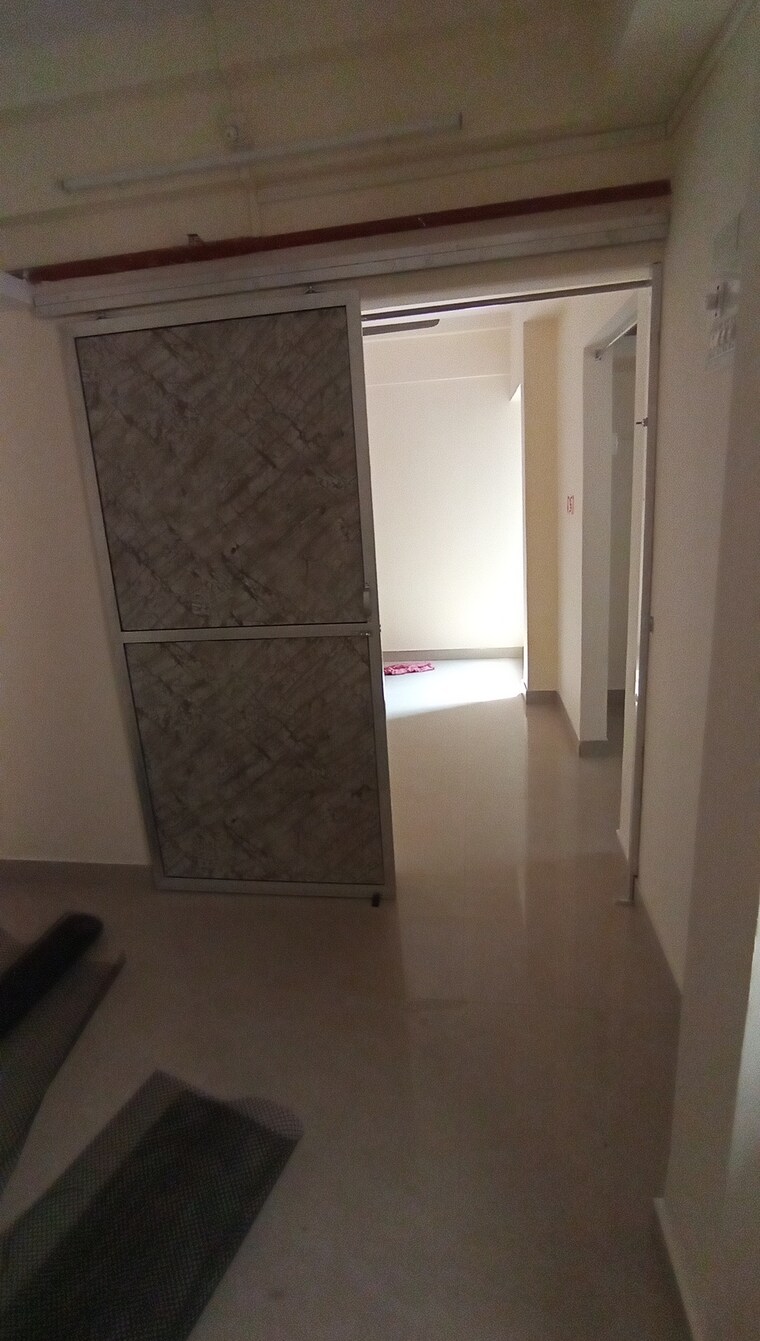 Room, shreeniwas-tower 1 Bedroom 225 Sq.Ft. Apartment In Lower Parel Mumbai 9428122