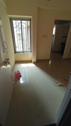 1 BHK Apartment For Rent in Shreeniwas Tower, Lower Parel