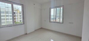 Room in 3 BHK Apartment at Unique Youtopia, Kharadi – for Rent