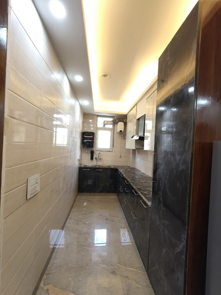 Kitchen, sector 45 3 Bedroom 1900 Sq.Ft. Builder Floor In Sector 45 Gurgaon 9428127
