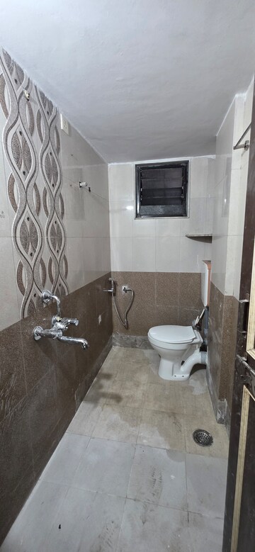 Master Bedroom in 1 BHK Builder Floor at Aple Ghar, Kharadi – for Rent