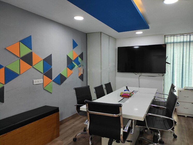 Team Area, vijay nagar Commercial Office Space 1750 Sq.Ft. In Vijay Nagar Indore 9428143
