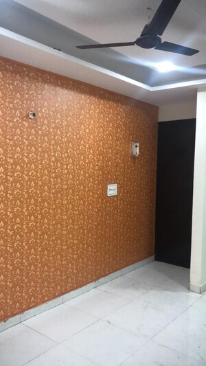 Room in 3 BHK Builder Floor at Pratap Vihar – for Sale