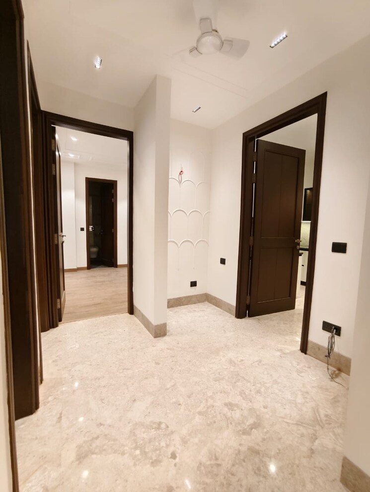 Room, dlf-trinity-towers 4 Bedroom 2558 Sq.Ft. Apartment In Dlf Phase V Gurgaon 9428158