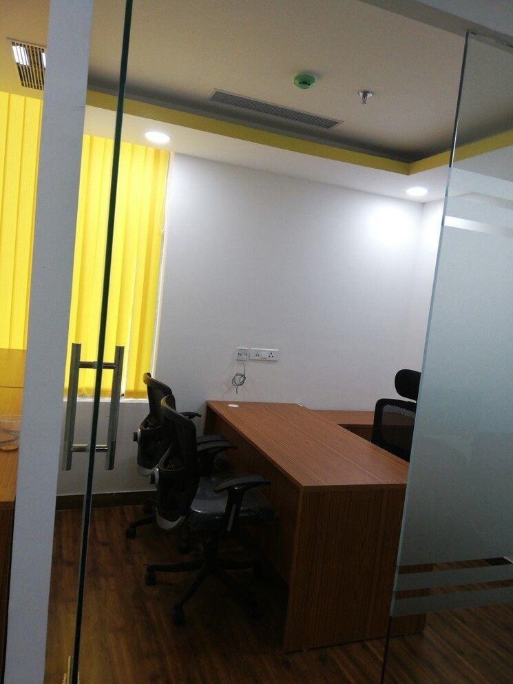 Team Area, vijay nagar Commercial Office Space 1100 Sq.Ft. In Vijay Nagar Indore 9428216