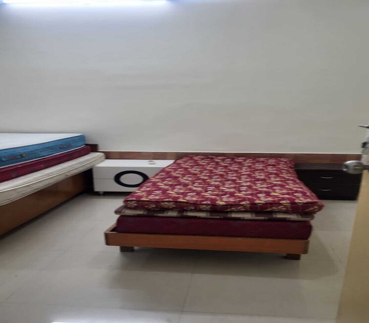 Bedroom, dadar east 2 Bedroom 900 Sq.Ft. Apartment In Dadar East Mumbai 9428229